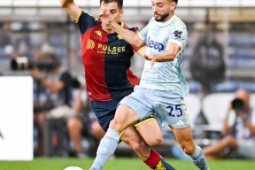 米乐APP-包含利物浦客场战平曼城，维持不败纪录的词条