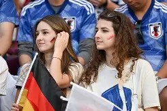 米乐官方网站-包含冠军奖杯之争，世界各地球迷热情期待的词条